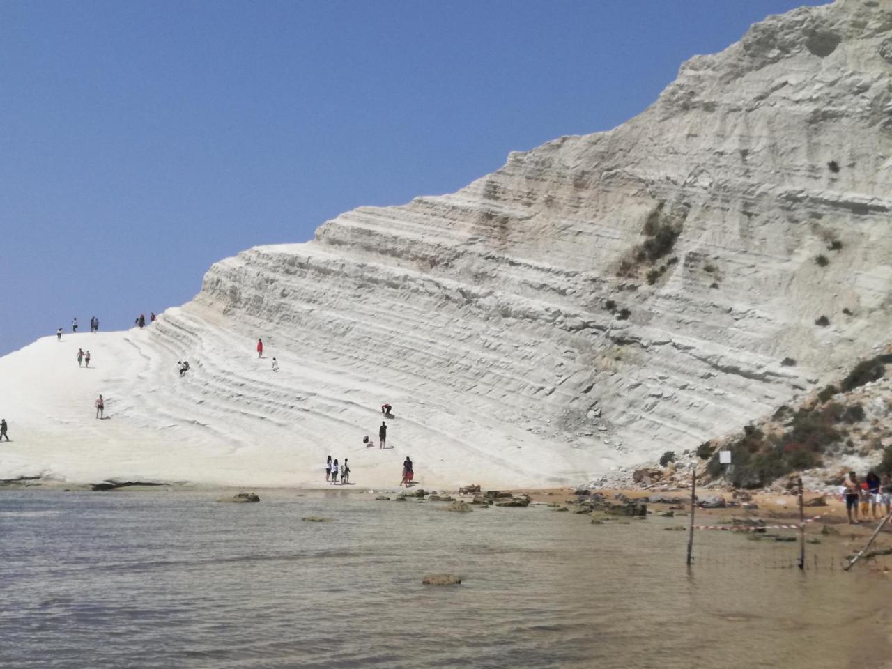 לינה וארוחת בוקר אגריג'נטו Locazione Turistica Domus Re מראה חיצוני תמונה